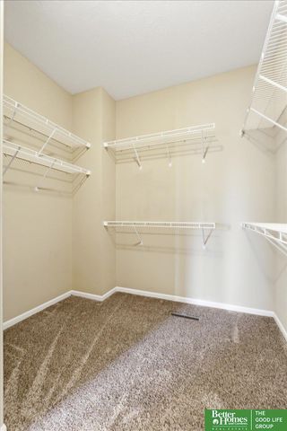 10907 S 25th Avenue, Bellevue, NE 68123