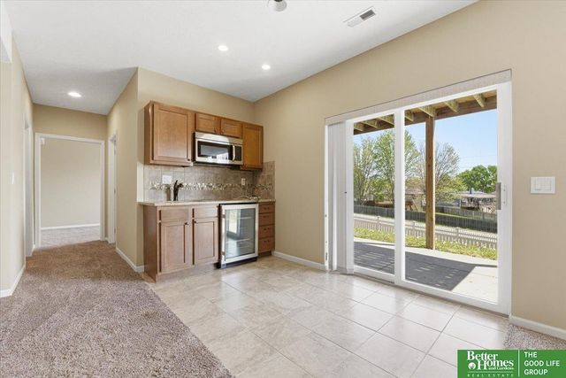 10907 S 25th Avenue, Bellevue, NE 68123