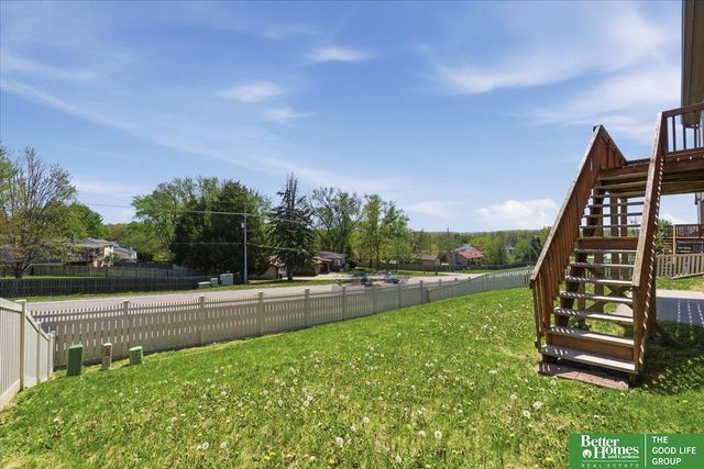 10907 S 25th Avenue, Bellevue, NE 68123