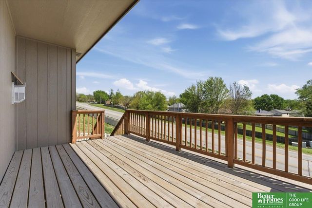 10907 S 25th Avenue, Bellevue, NE 68123