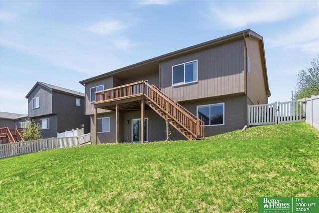 10907 S 25th Avenue, Bellevue, NE 68123