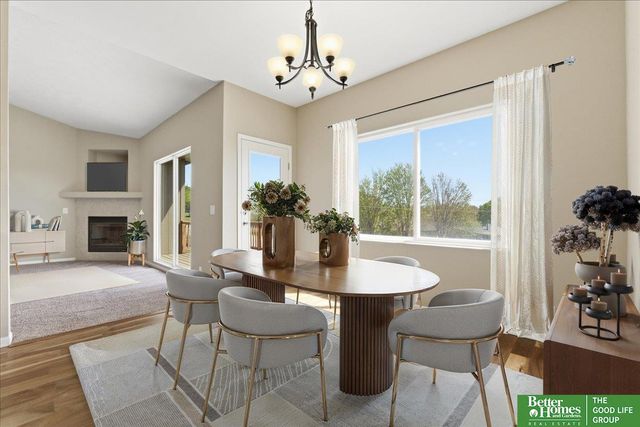 10907 S 25th Avenue, Bellevue, NE 68123