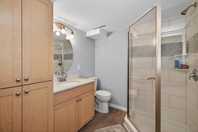 1633 10th Avenue S, Fargo, ND 58103