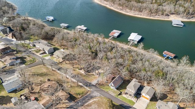 257 Elm Point Lane, Kimberling City, MO 65686