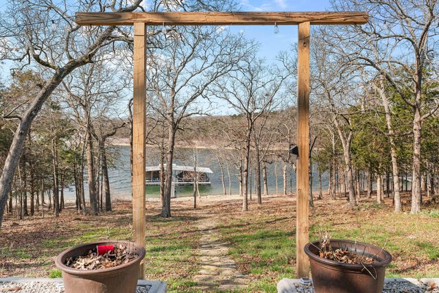 257 Elm Point Lane, Kimberling City, MO 65686