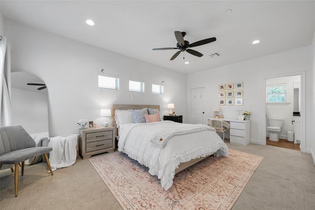 2114 S 11th Street, Waco, TX 76706