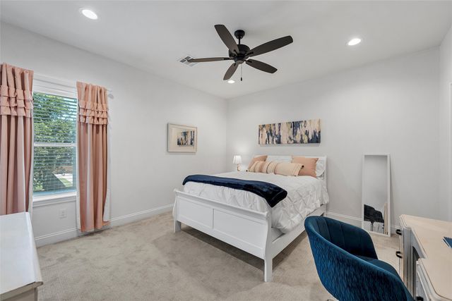 2114 S 11th Street, Waco, TX 76706