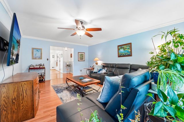 74 Bon Aire Circle Q12, Suffern, NY 10901