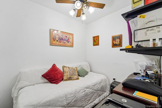 74 Bon Aire Circle Q12, Suffern, NY 10901