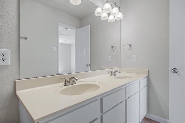 7541 Redrick DR, Austin, TX 78747