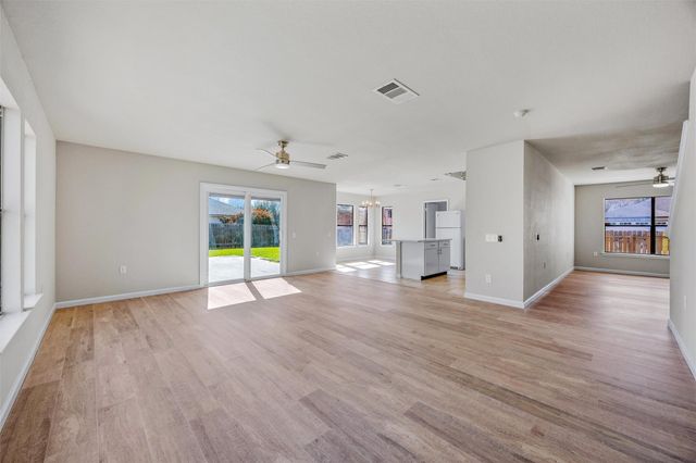 7541 Redrick DR, Austin, TX 78747