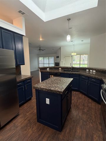 7123 Lake Hill Trail, Sachse, TX 75048