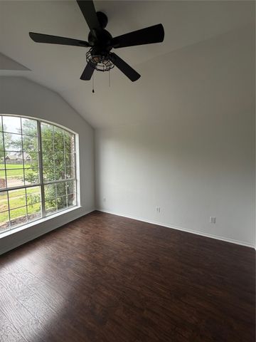 7123 Lake Hill Trail, Sachse, TX 75048
