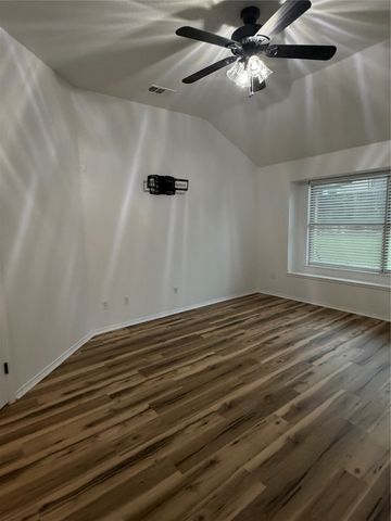 7123 Lake Hill Trail, Sachse, TX 75048