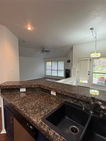 7123 Lake Hill Trail, Sachse, TX 75048