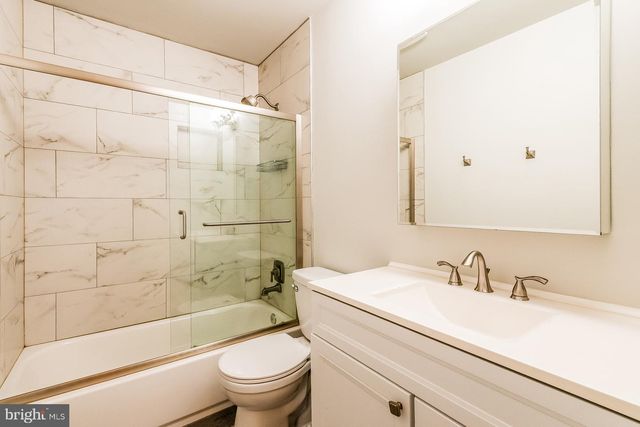 256 W MEADOWLAND LN, Sterling, VA 20164
