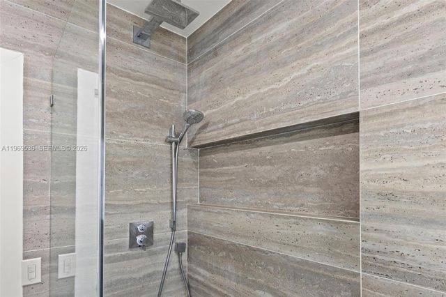 312 NE 90th St, El Portal, FL 33138