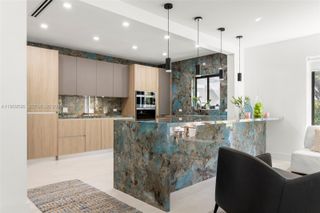 312 NE 90th St, El Portal, FL 33138