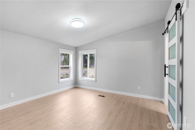 18403 Ivan Street SW, Rochester, WA 98579