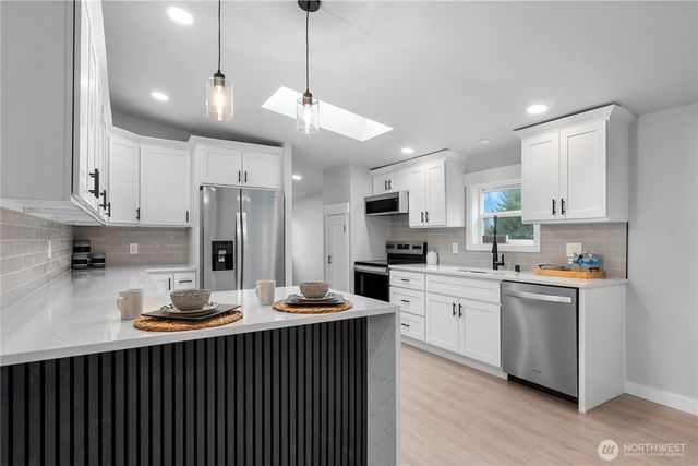 18403 Ivan Street SW, Rochester, WA 98579