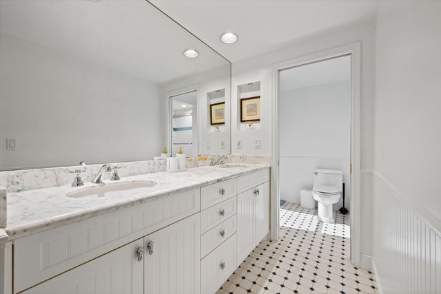 11842 PEBBLEWOOD Drive 202, Wellington, FL 33414