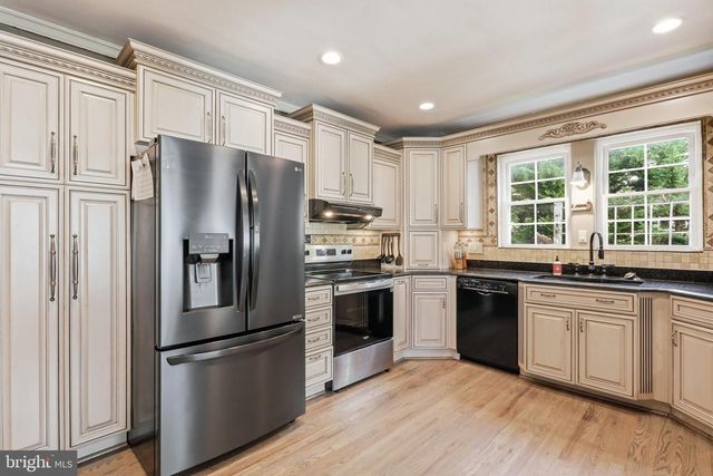 5921 QUINN RD, Frederick, MD 21701