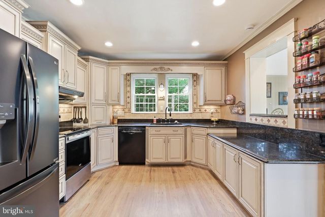 5921 QUINN RD, Frederick, MD 21701