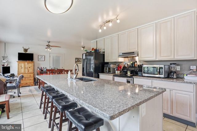5921 QUINN RD, Frederick, MD 21701