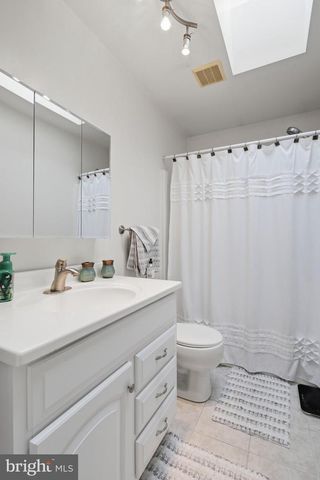 5921 QUINN RD, Frederick, MD 21701