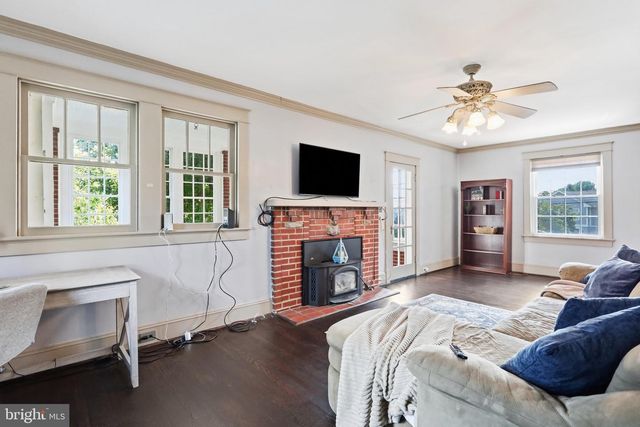 5921 QUINN RD, Frederick, MD 21701