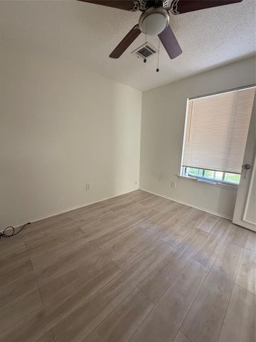 12550 Newbrook Dr Drive, Houston, TX 77072