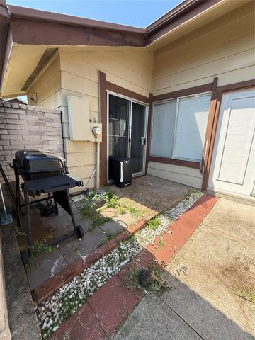 12550 Newbrook Dr Drive, Houston, TX 77072