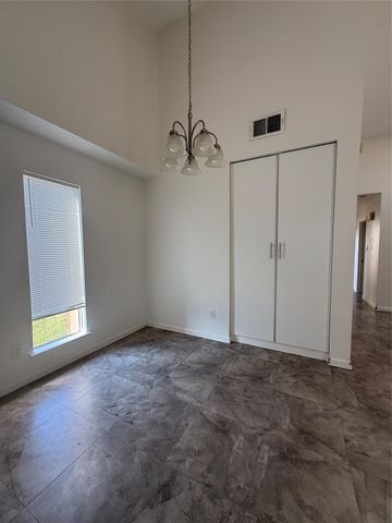 12550 Newbrook Dr Drive, Houston, TX 77072