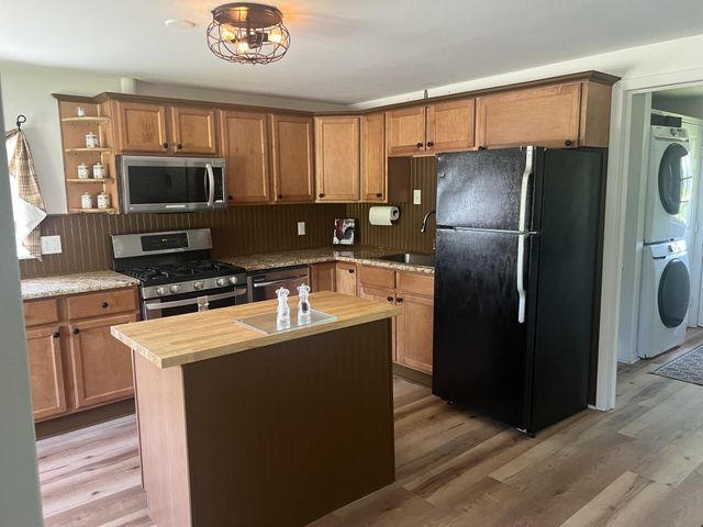 1233 Cumberland Head Road, Plattsburgh, NY 12901