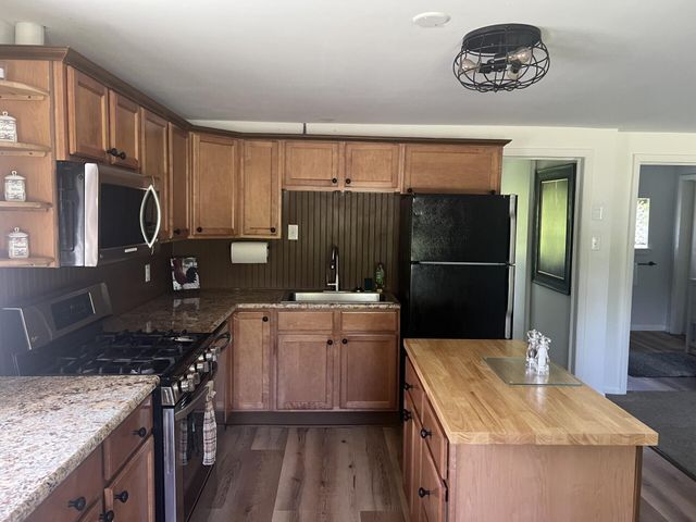 1233 Cumberland Head Road, Plattsburgh, NY 12901