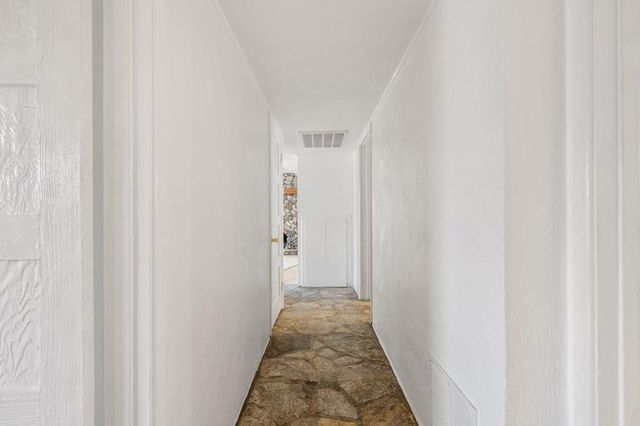 3933 E Calle San Antonio, Palm Springs, CA 92264