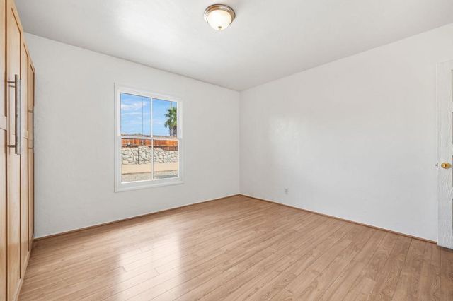 3933 E Calle San Antonio, Palm Springs, CA 92264