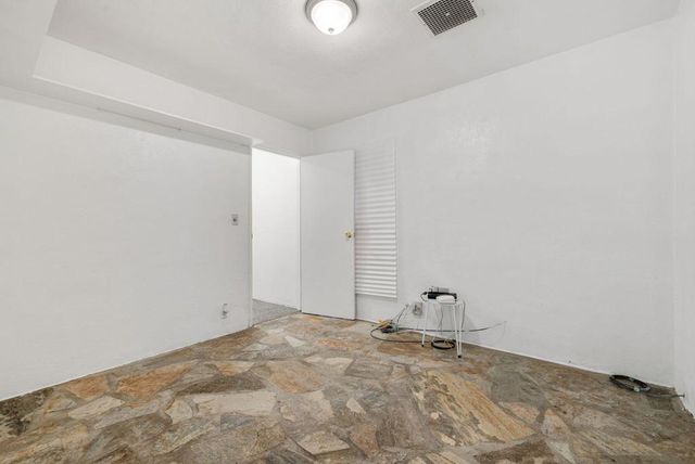 3933 E Calle San Antonio, Palm Springs, CA 92264