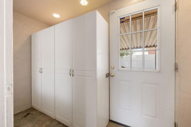 3933 E Calle San Antonio, Palm Springs, CA 92264