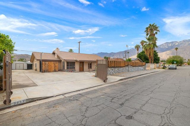 3933 E Calle San Antonio, Palm Springs, CA 92264