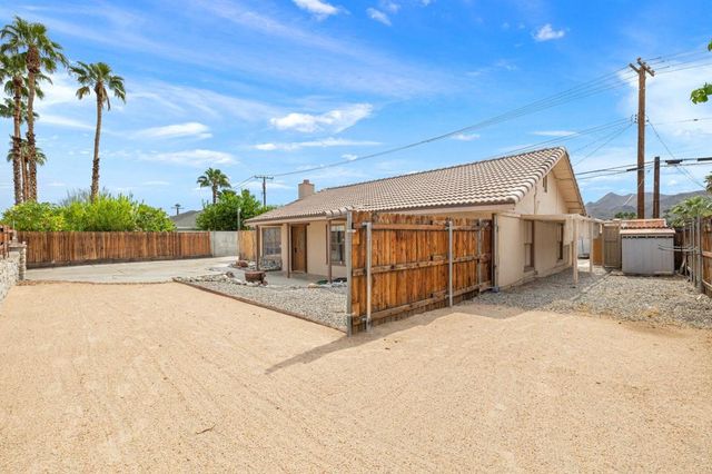 3933 E Calle San Antonio, Palm Springs, CA 92264