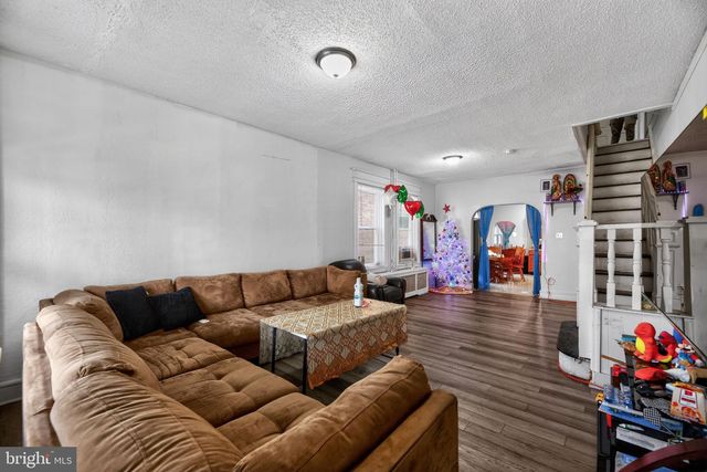 1230 CHASE ST, Camden, NJ 08104