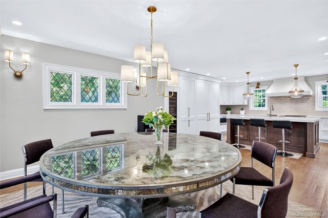 162 Manhasset Woods Road, Manhasset, NY 11030