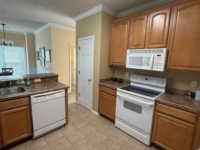 5858 Longwood Dr Unit 204, Murrells Inlet, SC 29576