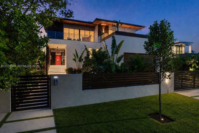 857 N Shore Dr, Miami Beach, FL 33141