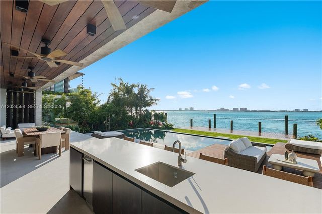 857 N Shore Dr, Miami Beach, FL 33141