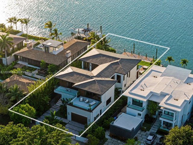 857 N Shore Dr, Miami Beach, FL 33141
