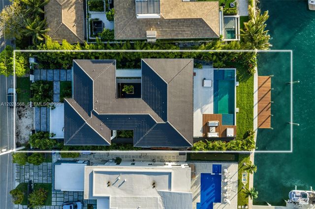 857 N Shore Dr, Miami Beach, FL 33141