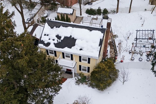 560 Worcester St, Wellesley, MA 02481