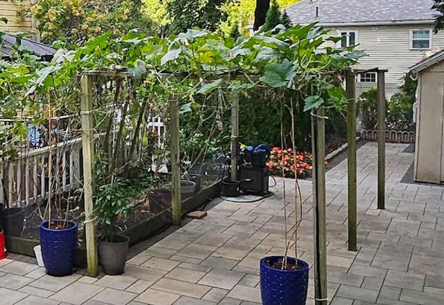 560 Worcester St, Wellesley, MA 02481